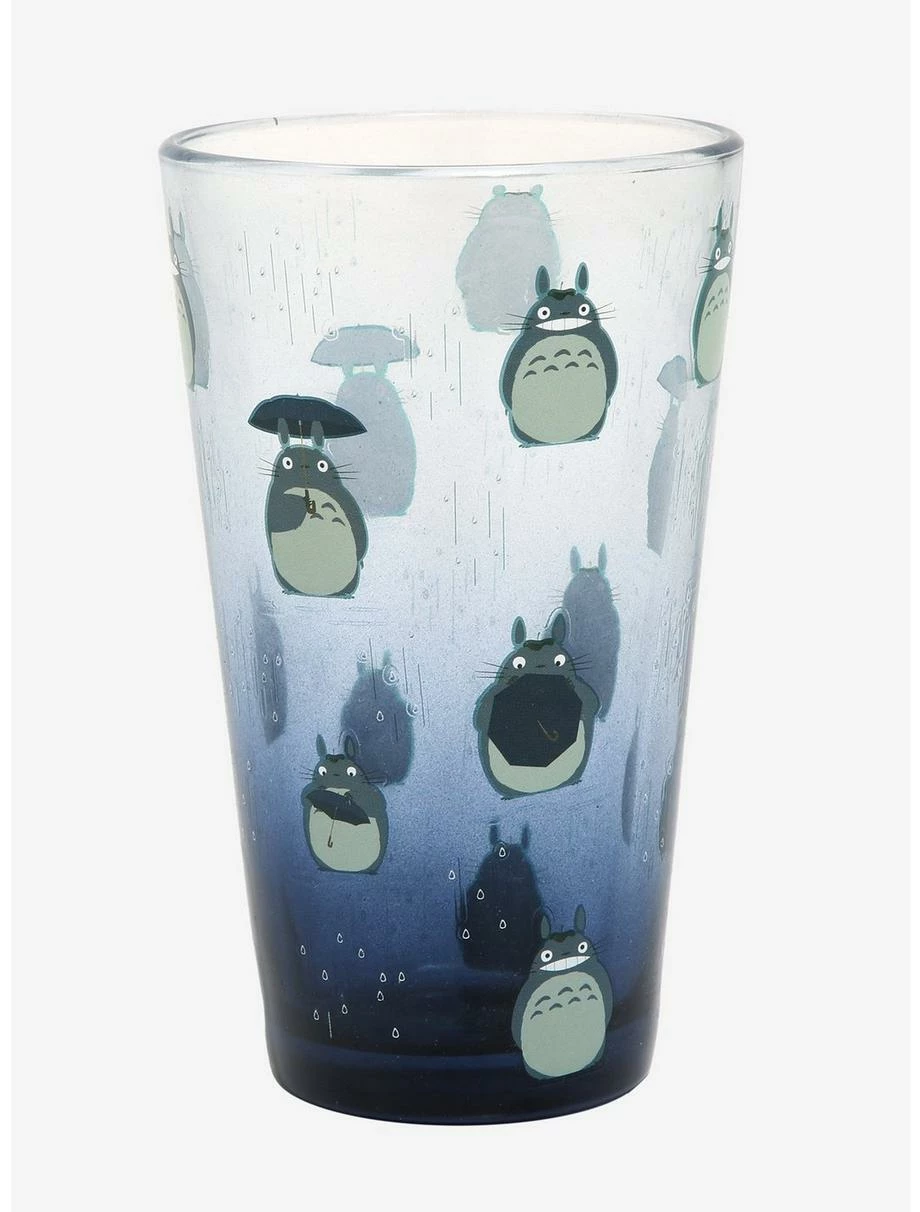 Drinkware Studio Ghibli My Neighbor Totoro Rainy Day Ombre Pint Glass - BoxLunch Exclusive - Image 2