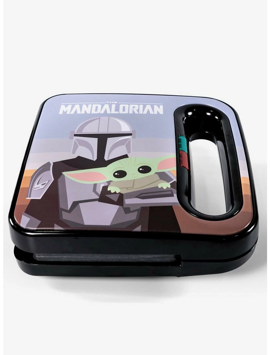 Kitchen Star Wars The Mandalorian Grilled Cheese Maker